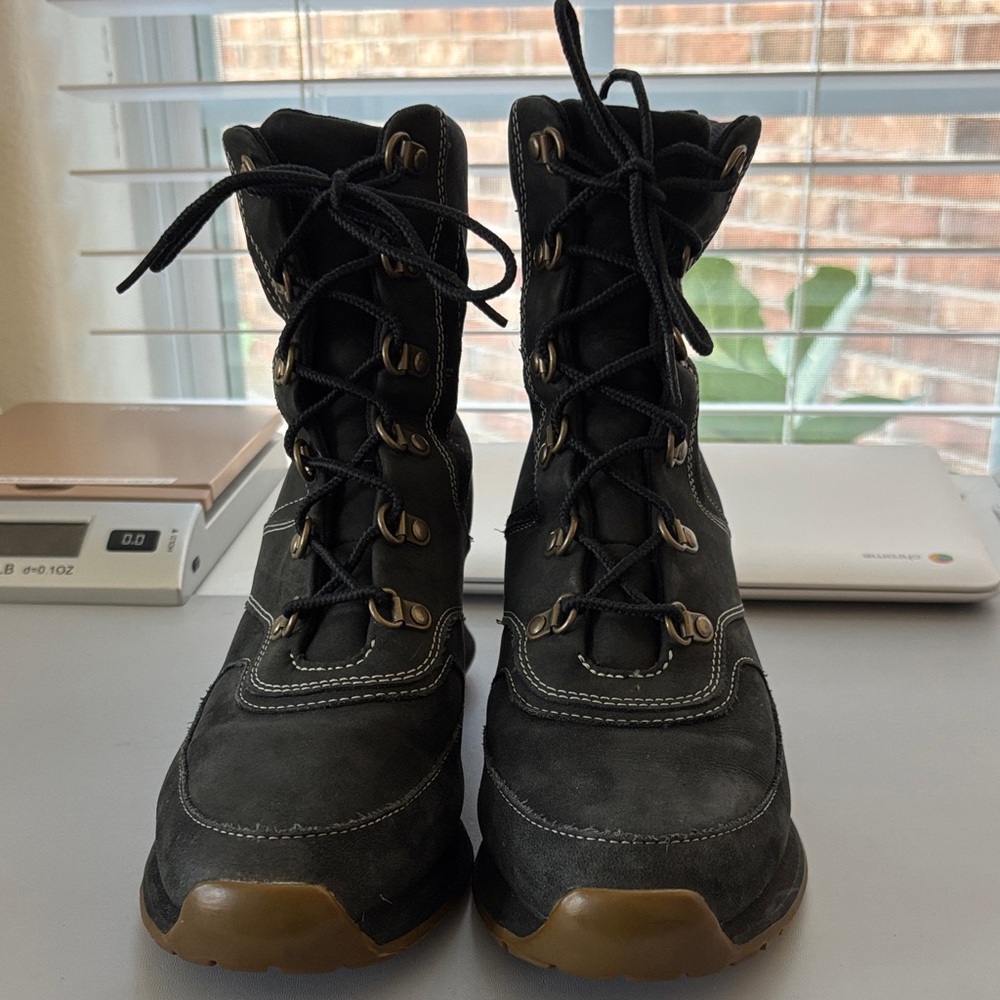 Timberland Black and Brown Ankle Boots